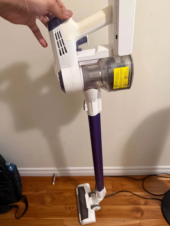 Tineco Cordless Stick vaccum cleaner with extra filters - photo 3
