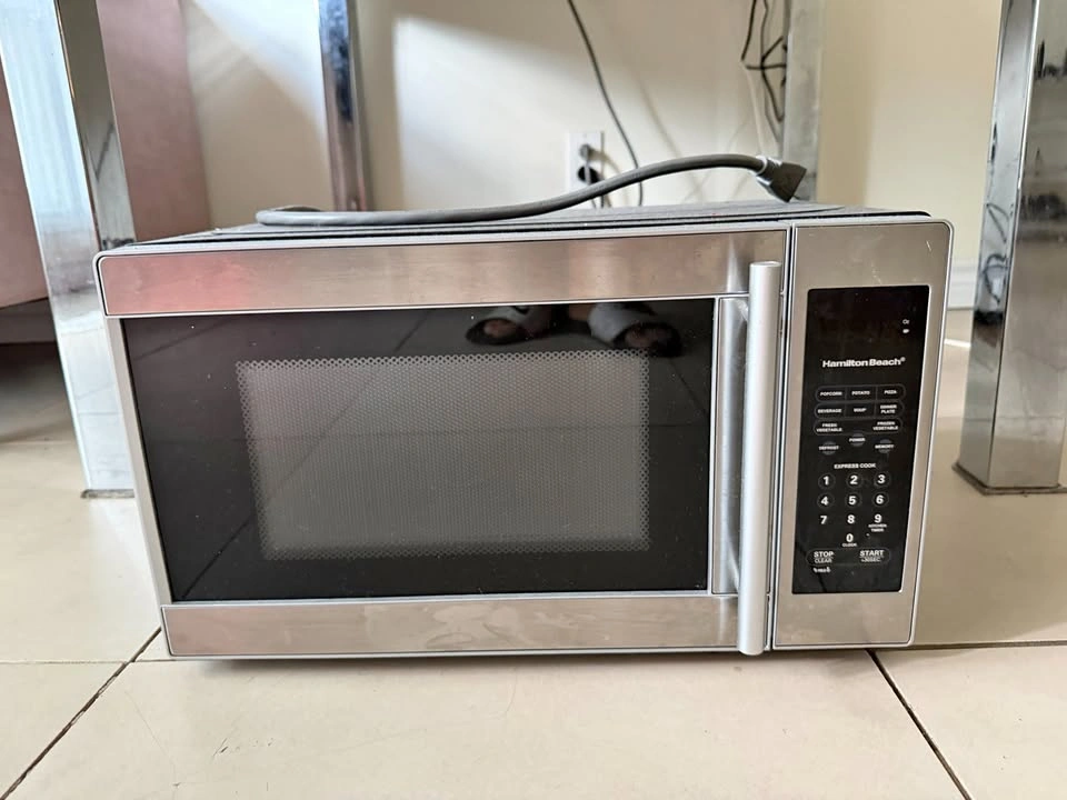 Hamilton Beach Microwave