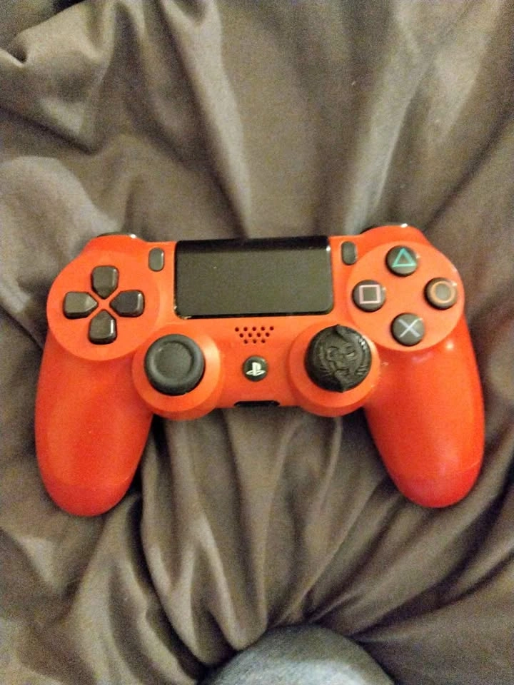 Sony DualShock 4 Wireless Controller for PS4 Red
