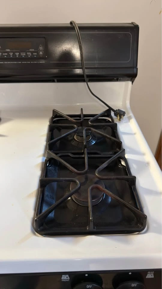 GE XL44 Gas Range - photo 4
