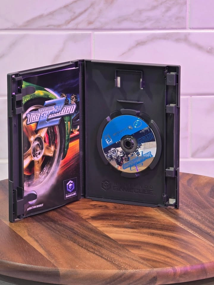 Need for Speed: Underground 2 - Nintendo GameCube (CIB) - photo 3
