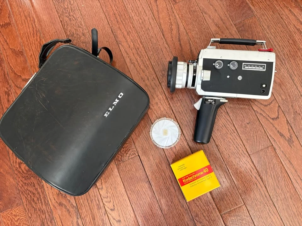 Elmo 106 Super 8 Camera (with case, filter, Kodachrome) - photo 5