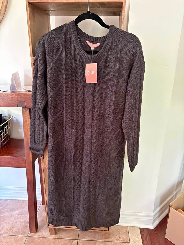 NWT Knit sweater dress