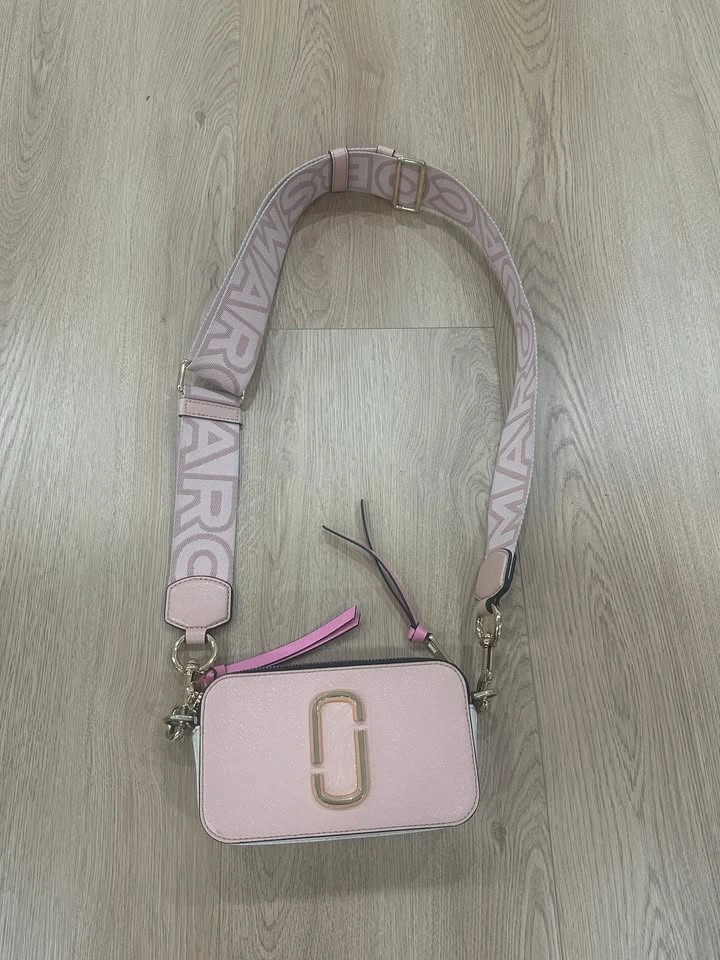 Authentic Marc Jacobs Snapshot Camera Bag / Pink/Multi - photo 2