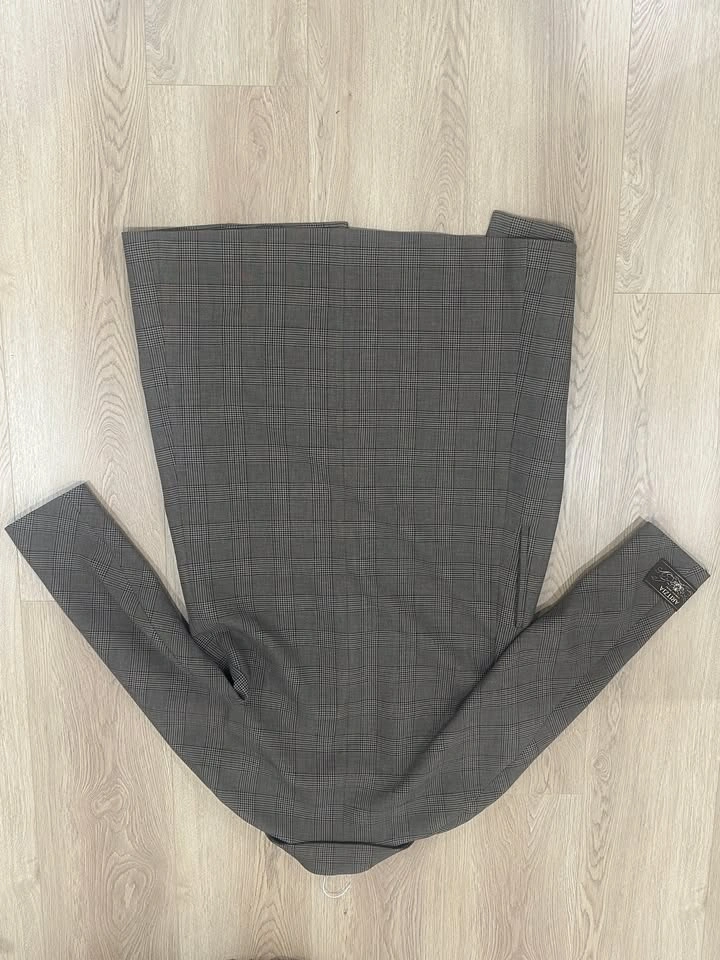 Aritzia "The Slouch" Coat – Plaid, Size XS - photo 5