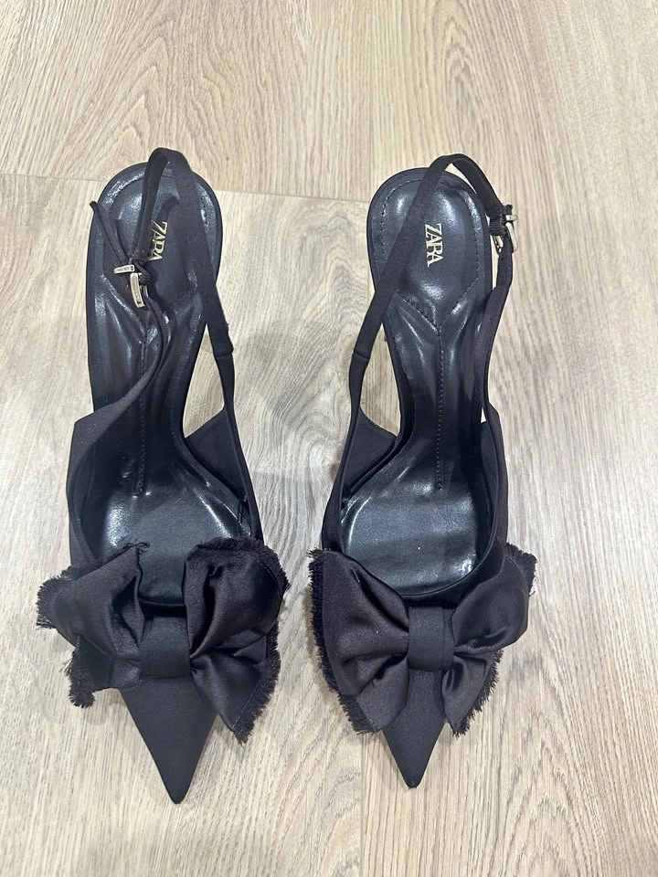 Zara Black Slingback Heels with Bow Detail – Size 39 EU / 8 US