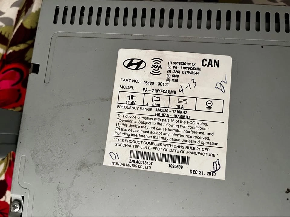 Hyundai Factory Car Stereo w/ Bluetooth - Just Removed - photo 4