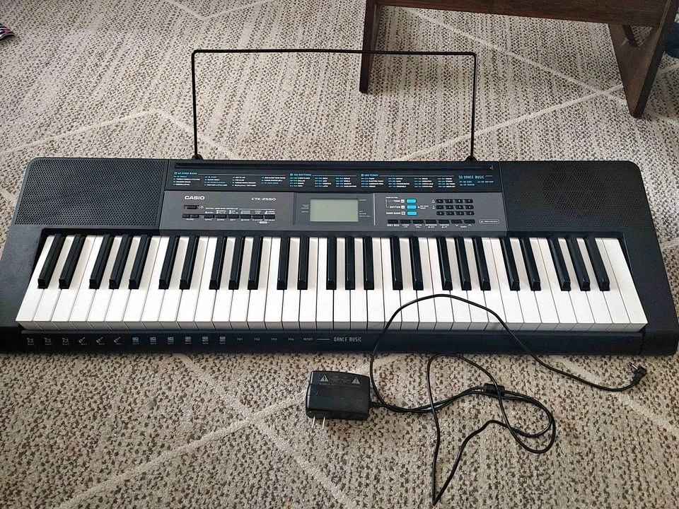 Casio CTK-2550 Electronic Keyboard