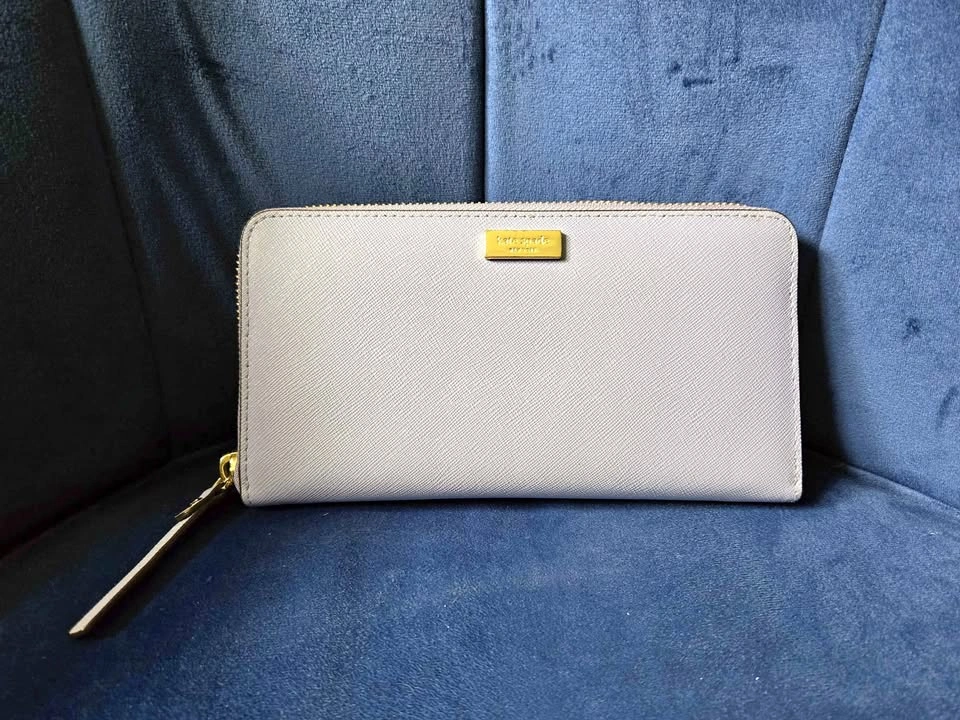 ⚽Kate Spade Zip-Around Continental Wallet – Saffiano Leather