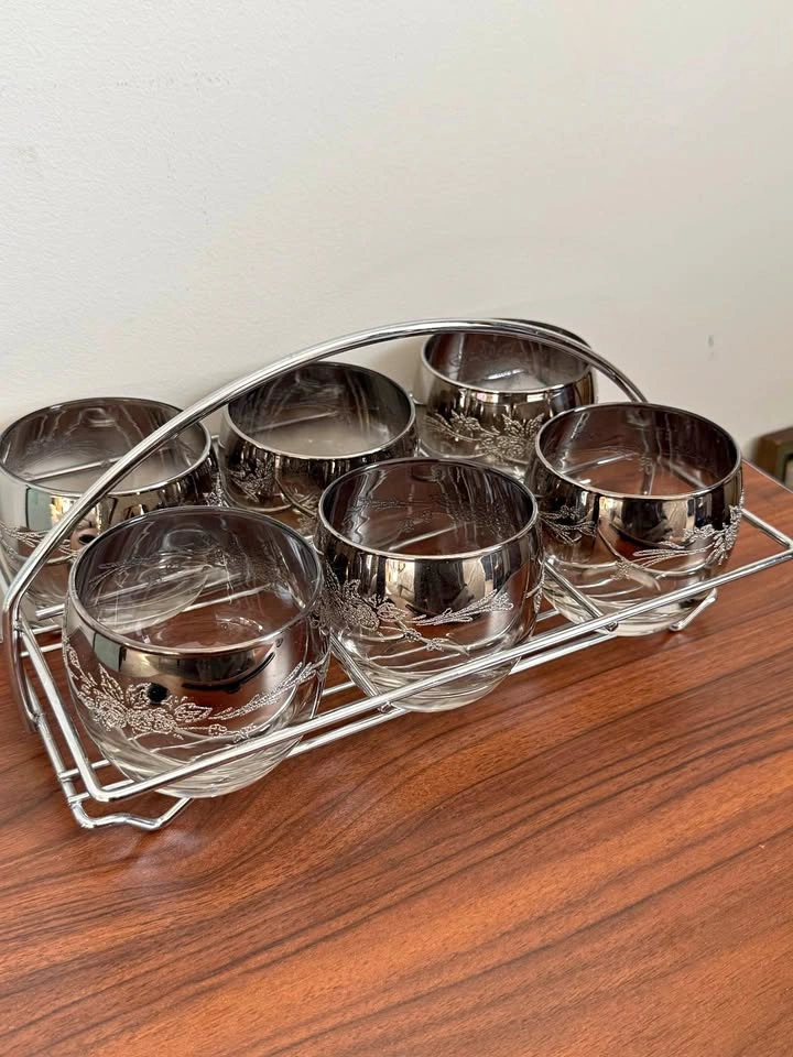Vintage Cup + Caddy Set
