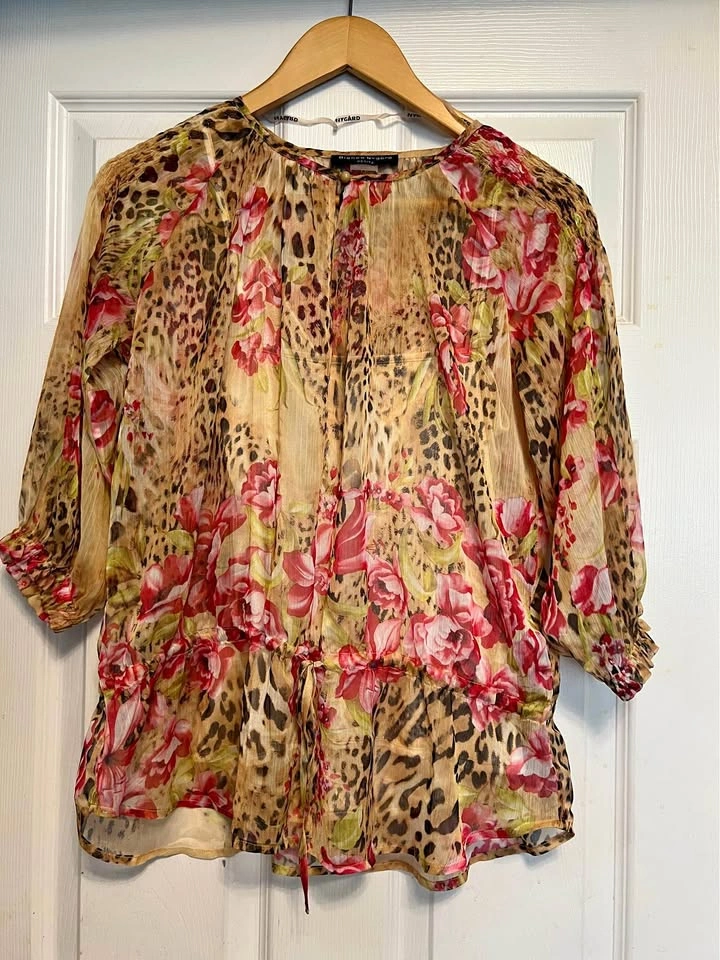 ⚽ Pink/ Yellow Floral Blouse