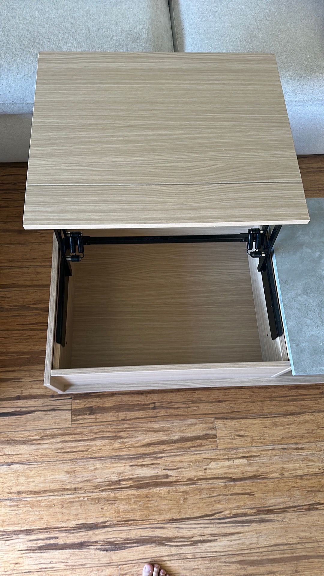 Move out Sale - used Coffee table with storage - photo 3