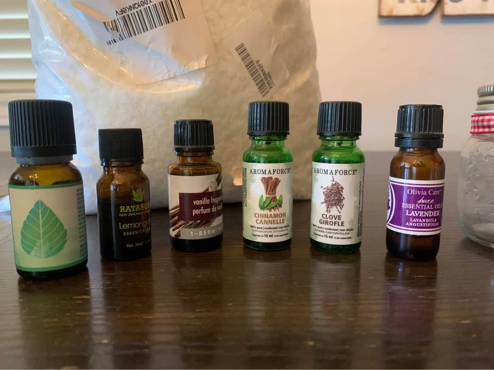Complete Candle Making Kit with Essential Oils and Glass Jars - photo 3