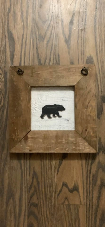 Rustic Wood Bear and Beaver Wall Art Set - photo 2