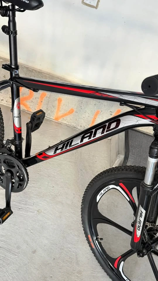 Hiland 26-inch Mountain Bike with 3-spoke wheels - photo 2