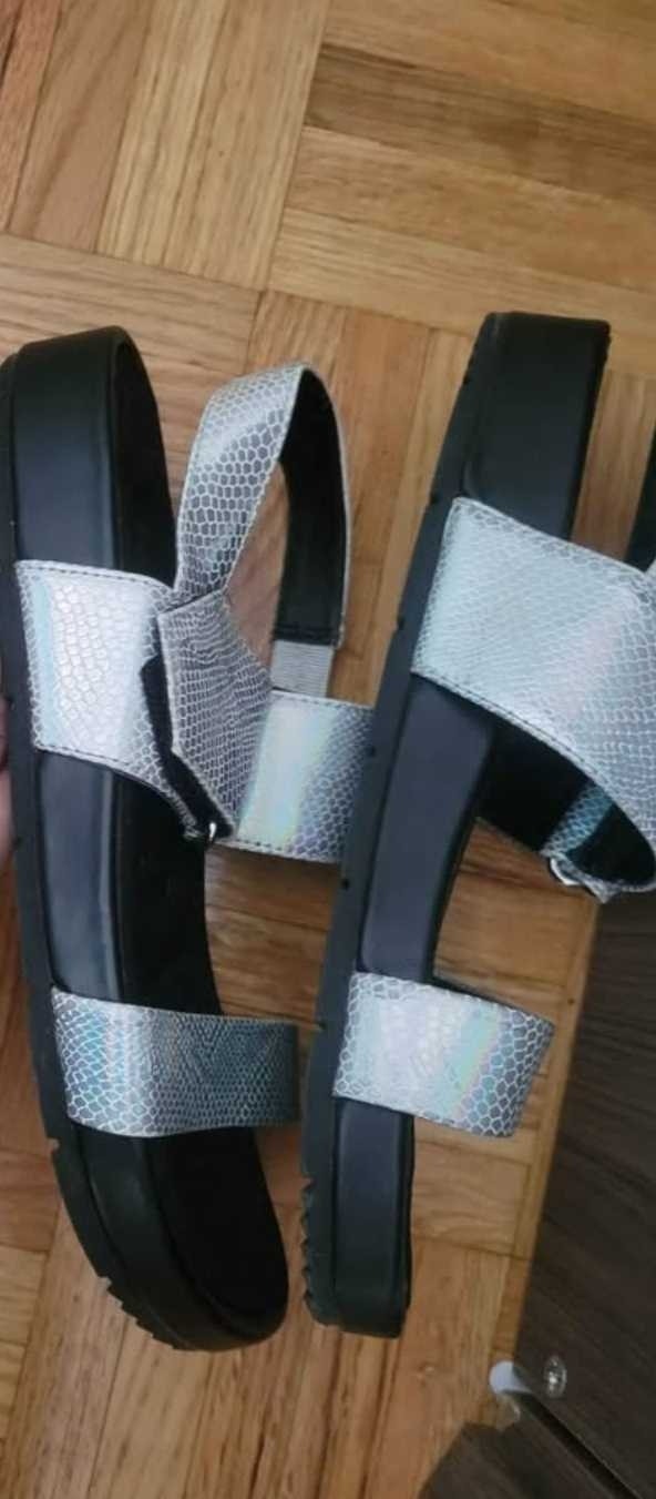 Size 6 Sandals - photo 4