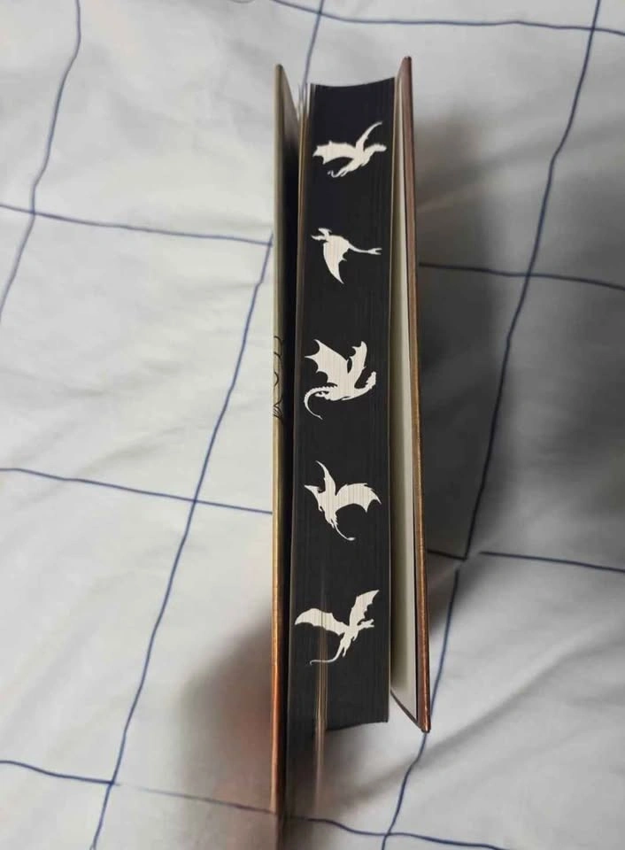 Fourth Wing 1st Edition w Sprayed edges - photo 3