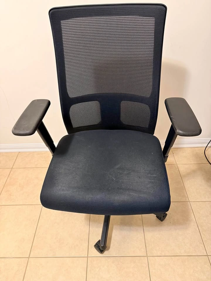 HON Mesh Office Chair – Ergonomic & Comfortable