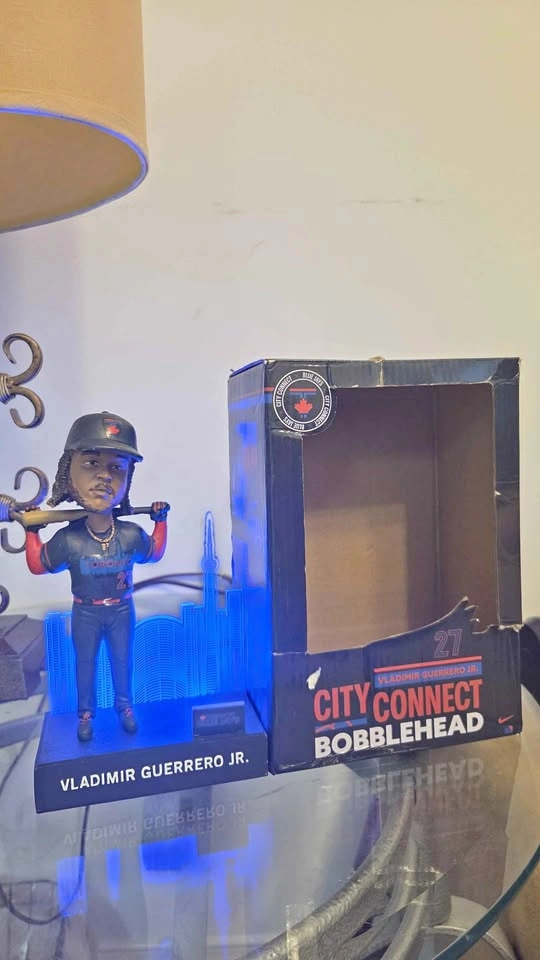 Toronto Blue Jays Vladimir Guerrero Jr. “City Connect” Light-Up