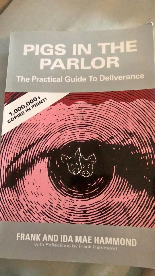 ⚽️ Pigs in the Parlour book about Demons, Christian