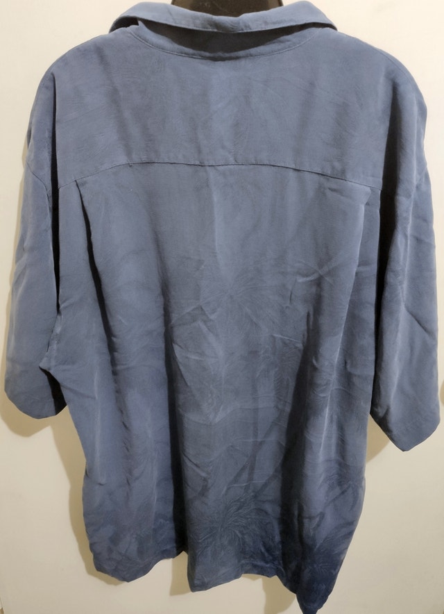 Tommy Bahama 100% Silk Shirt - photo 3