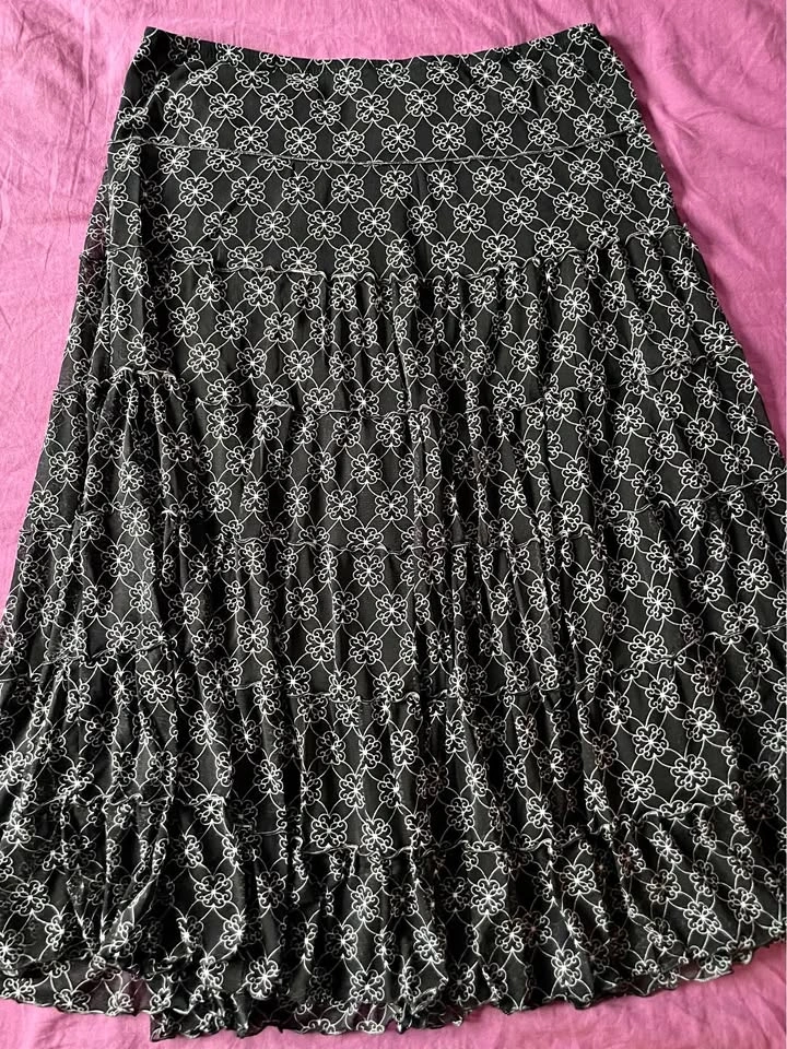 Vintage tiered midi skirt - Womens size large