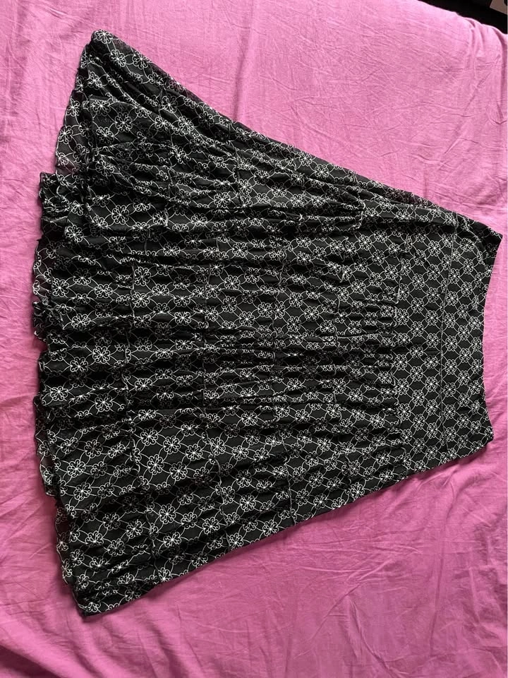 Vintage tiered midi skirt - Womens size large - photo 2