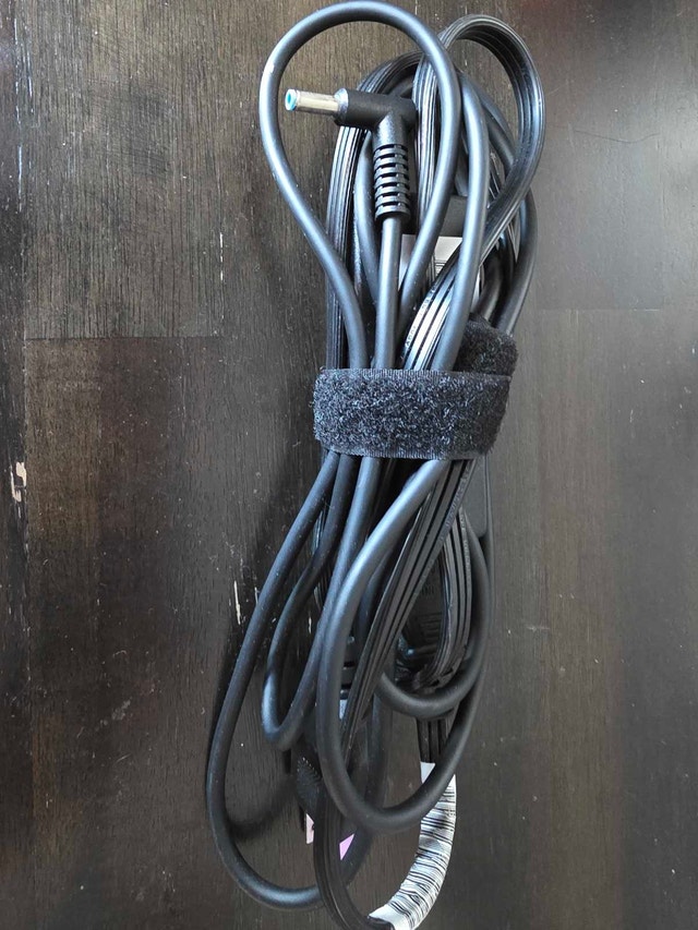 HP Charger 45W