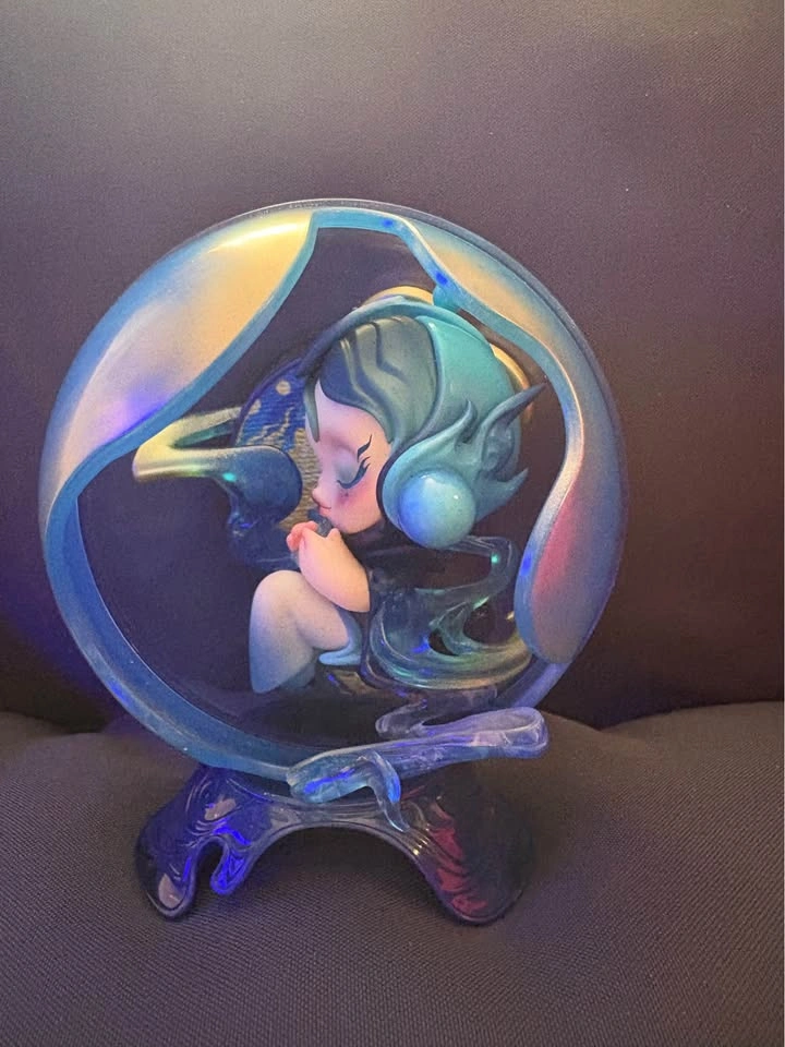 Skullpanda Mirage Figure - photo 4