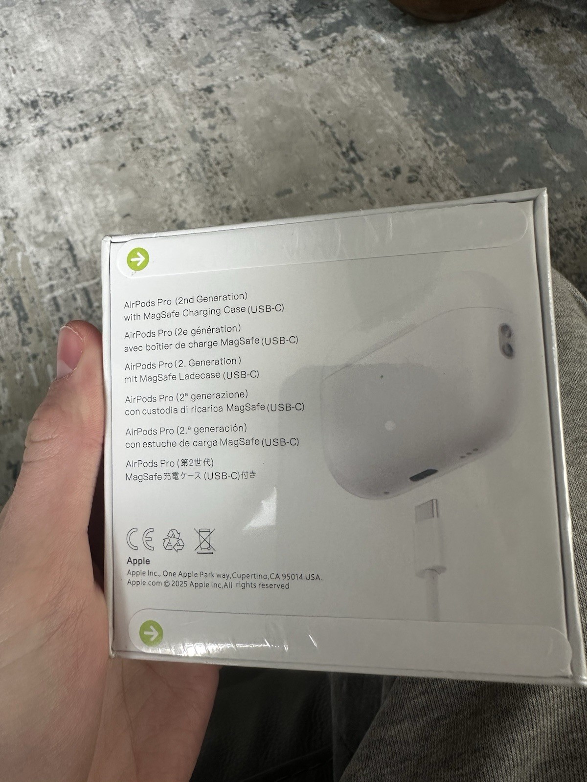 Apple AirPods Pro 2nd Generation (USB-C) - photo 2