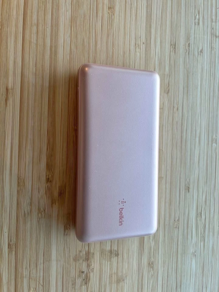 Belkin BoostCharge 20,000mAh Power Bank - Rose Gold
