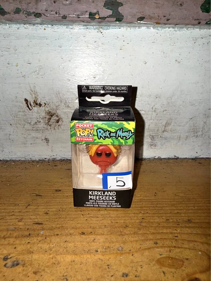 Rick and Morty Kirkland Meeseeks Keychain