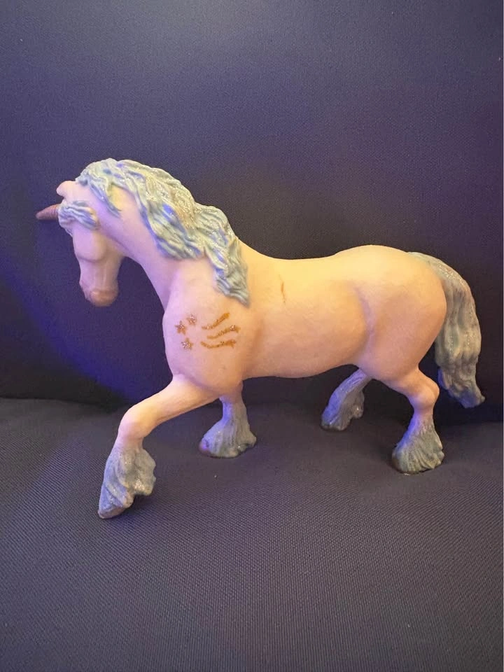 Medieval Times Unicorn - photo 2