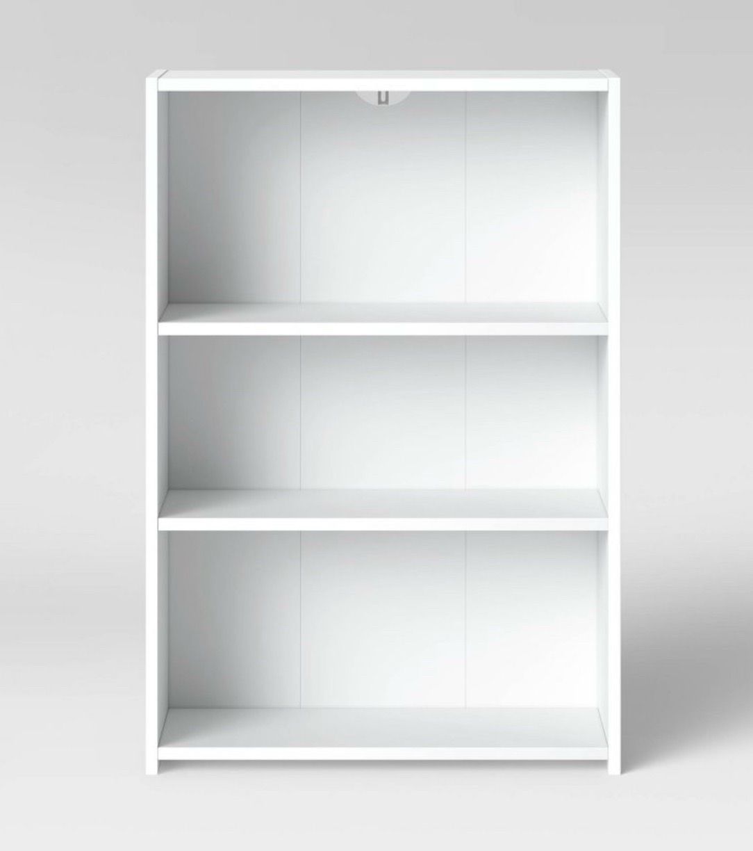 White 3 Shelf Bookshelf - New in the Box - photo 3
