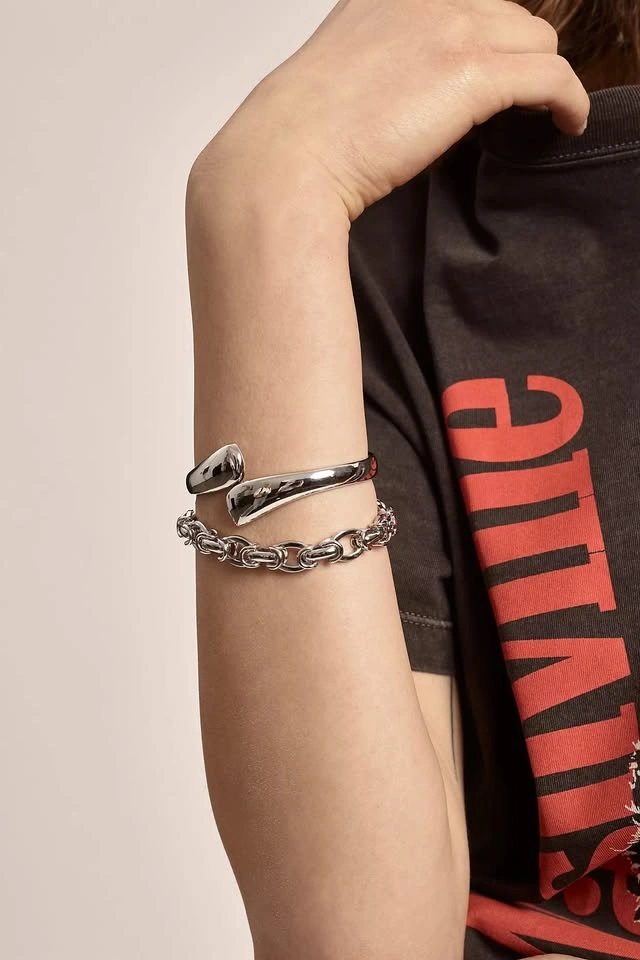 Mod Bangle Bracelet By Anthropologie - 2.6" Diameter ⚽️ - photo 2