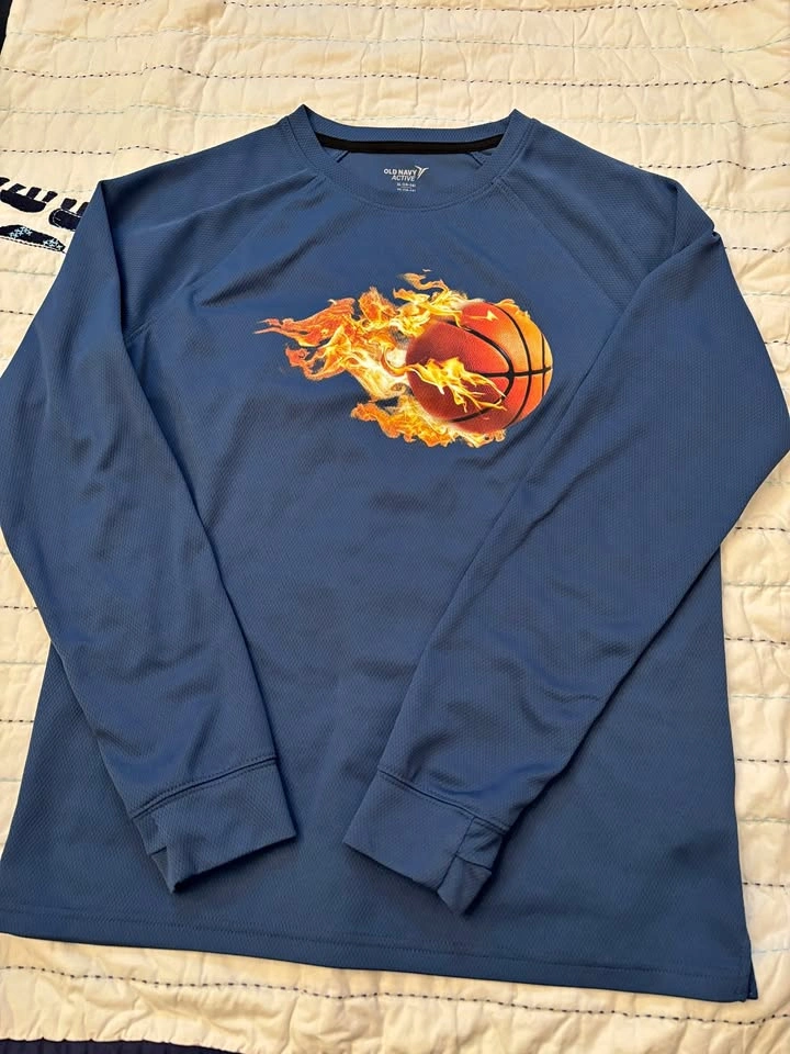 Old Navy Active Boy's Long Sleeve Tee ~ XL  ⚽️
