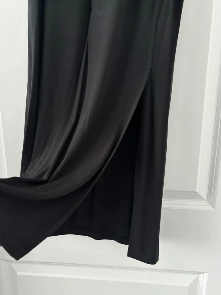 ANN TAYLOR LOFT Women's Black Pull-on Skirt Stretch Knit - SP⚽️ - photo 2