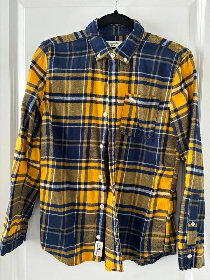 Abercrombie Boy's Flannel Button-Up Shirt ~ Size 11/12⚽️