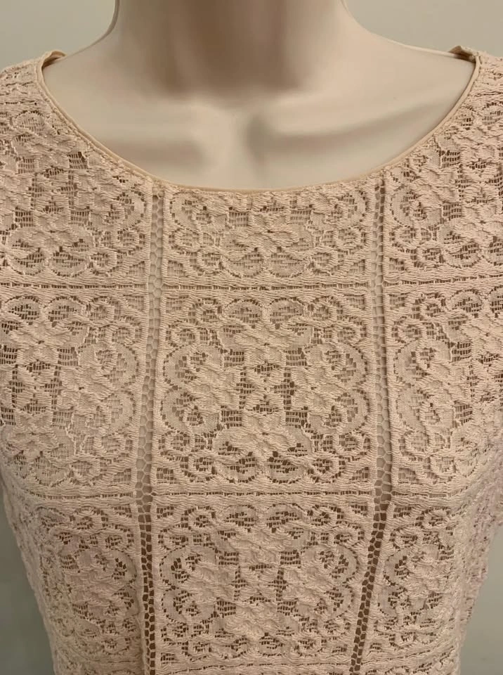 Gorgeous Ann Taylor Lace Blouse ~ Size XS⚽️ - photo 2