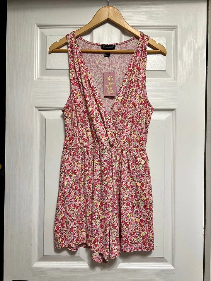 ⚽ Pink Floral Romper