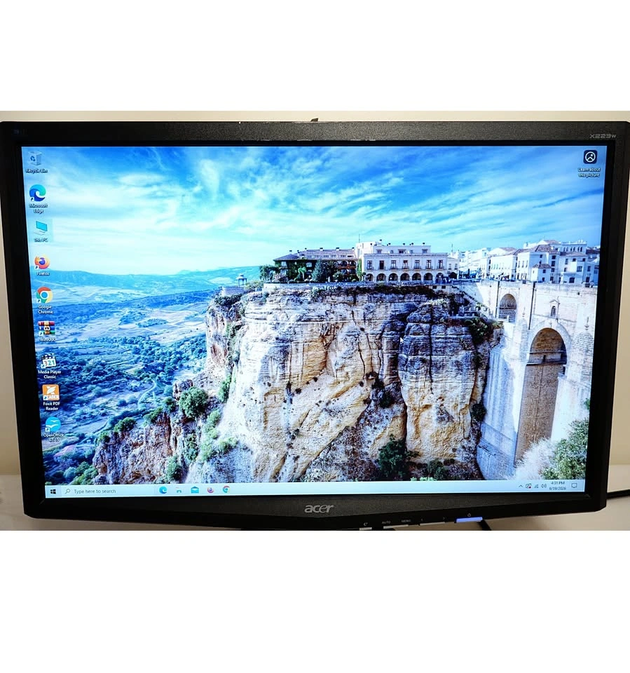 Acer 22" Widescreen X223W 1680 x 1050 LCD Monitor - photo 2