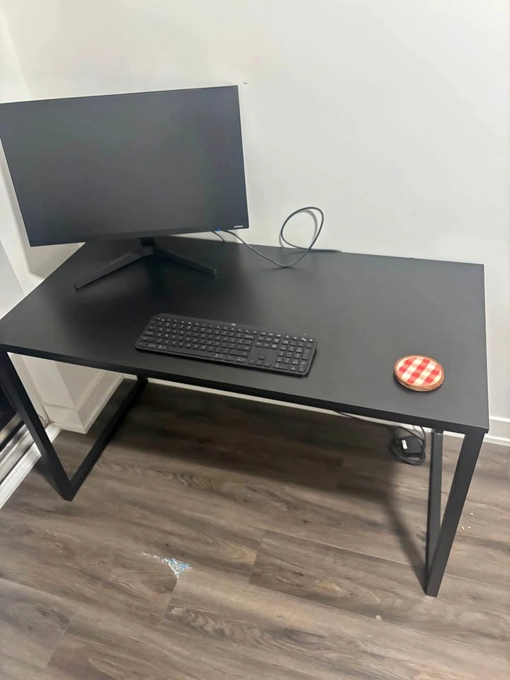 Black Metal Frame Computer Desk