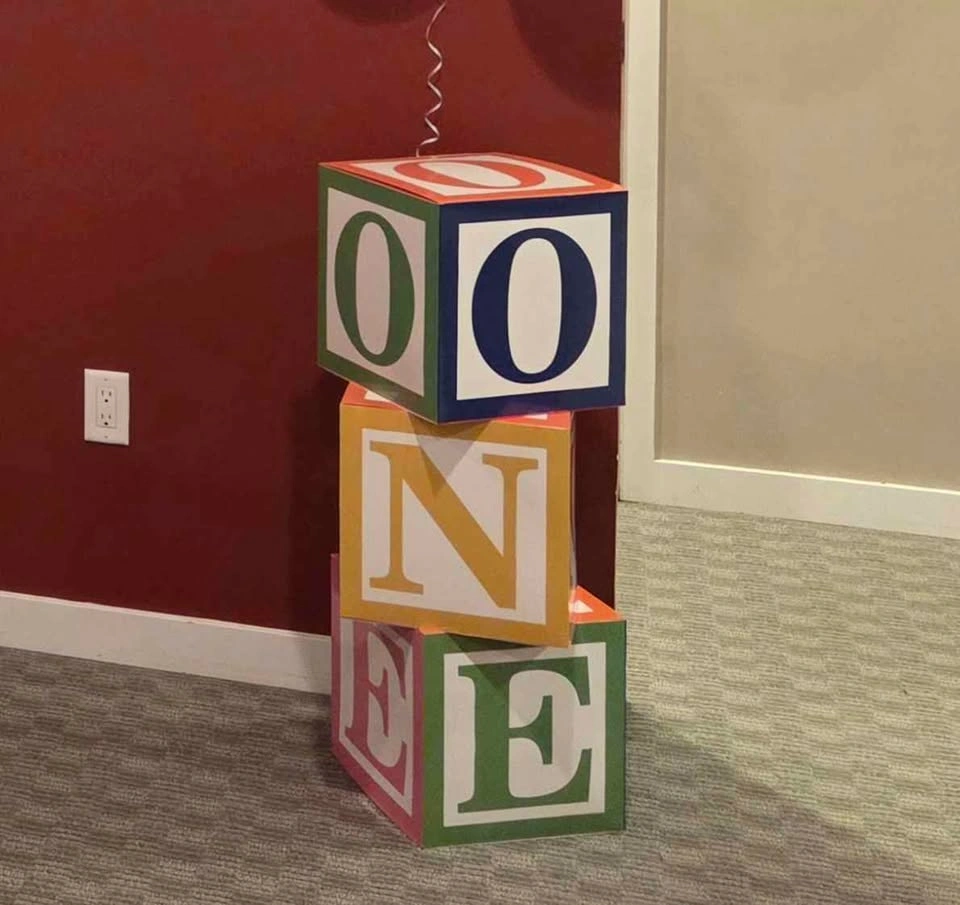 First Birthday Decor - one boxes, 1 highchair banner, and quiz g - photo 5