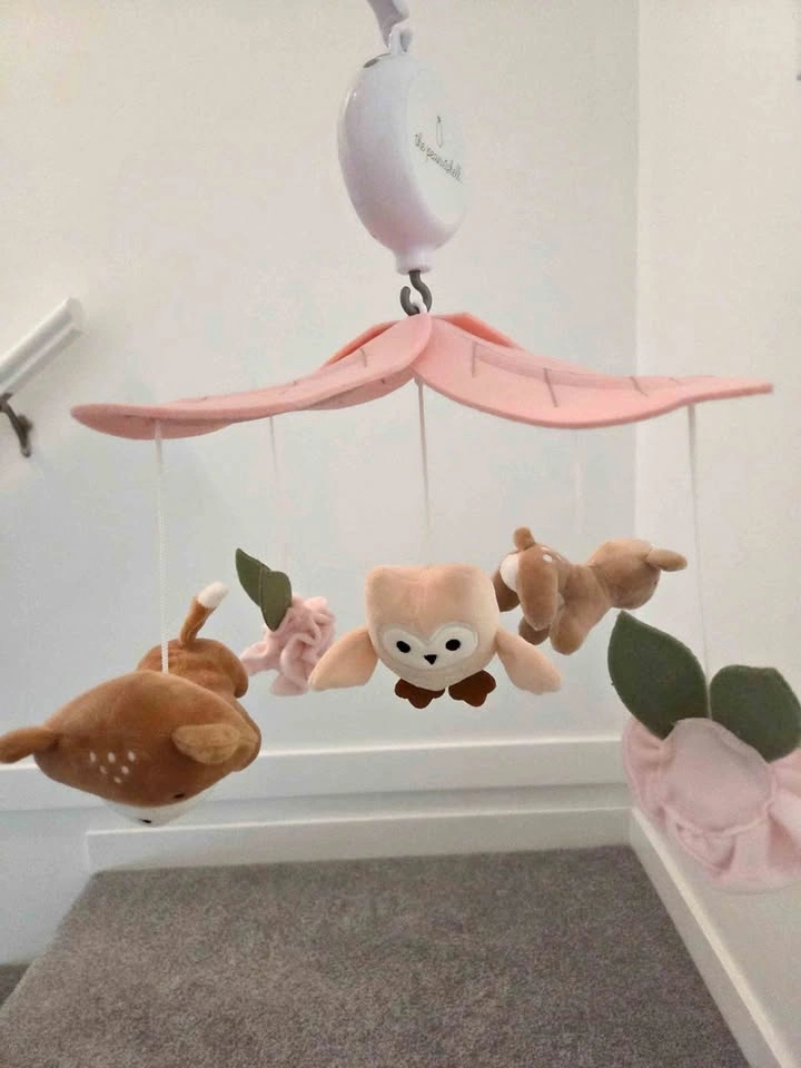 The Peanutshell Crib Mobile - Pink and White
