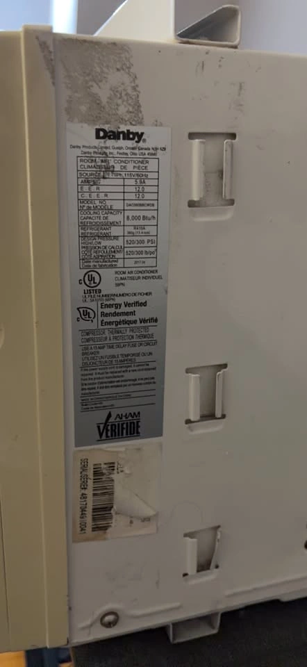 Danby Window Air Conditioner - 8000btu - photo 2