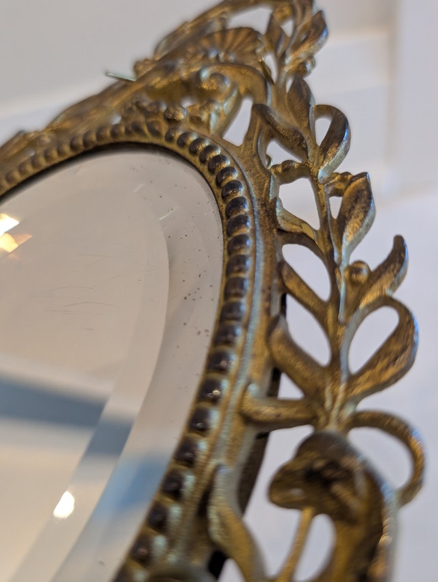 Vintage Bradley & Hubbard Brass Hand Mirror – Circa 1945 - photo 3