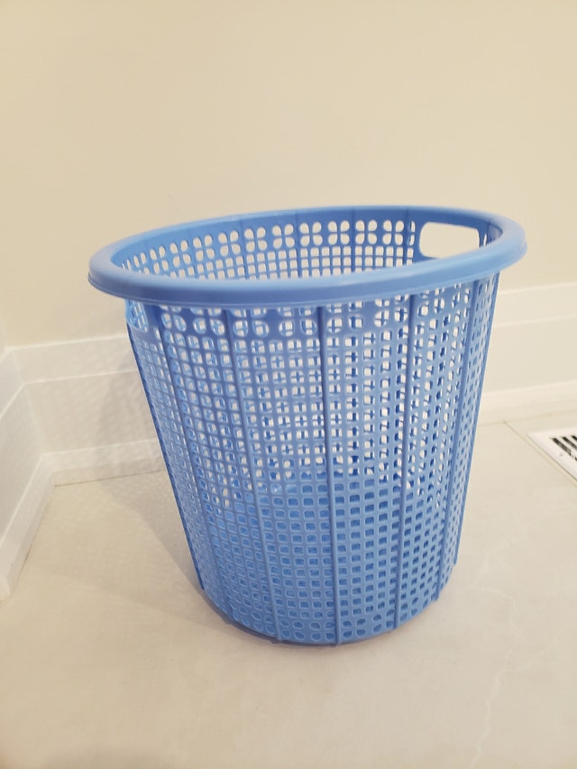 Plastic blue bin/ basket/ container/ garbage - photo 5