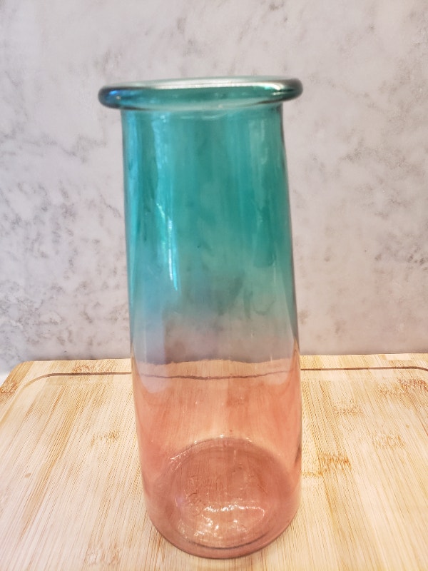 Pink and Blue Transitional Glass Vase - photo 3