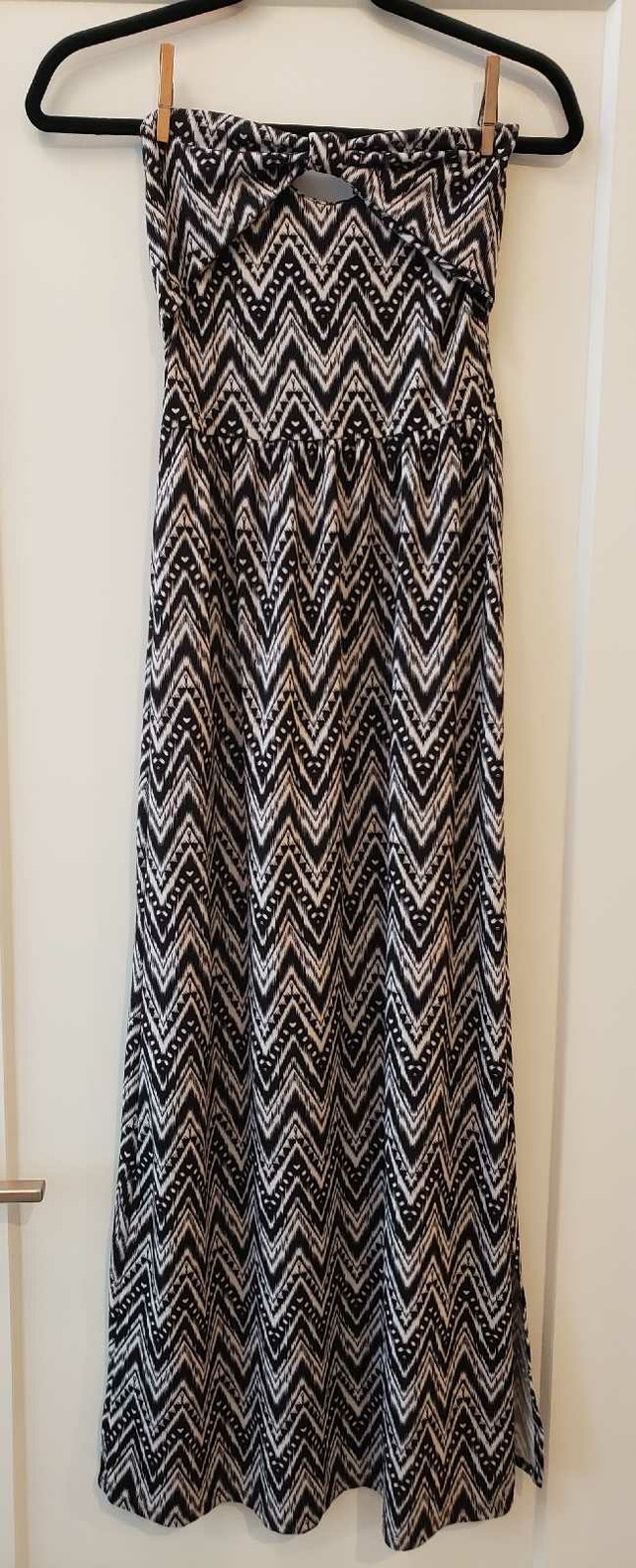 Ardene women's size small black and white women's maxi dress
