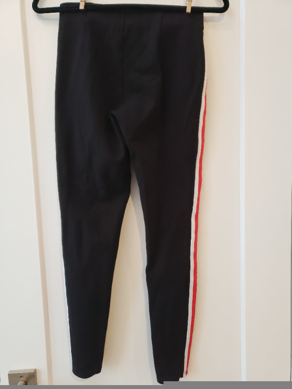 Dynamite Women's Small Black Leggings with White and Red Stripes - photo 4